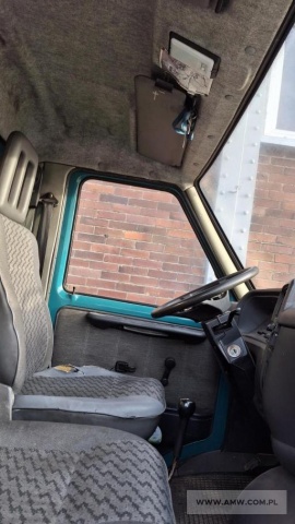 Samochód LUBLIN 3302 